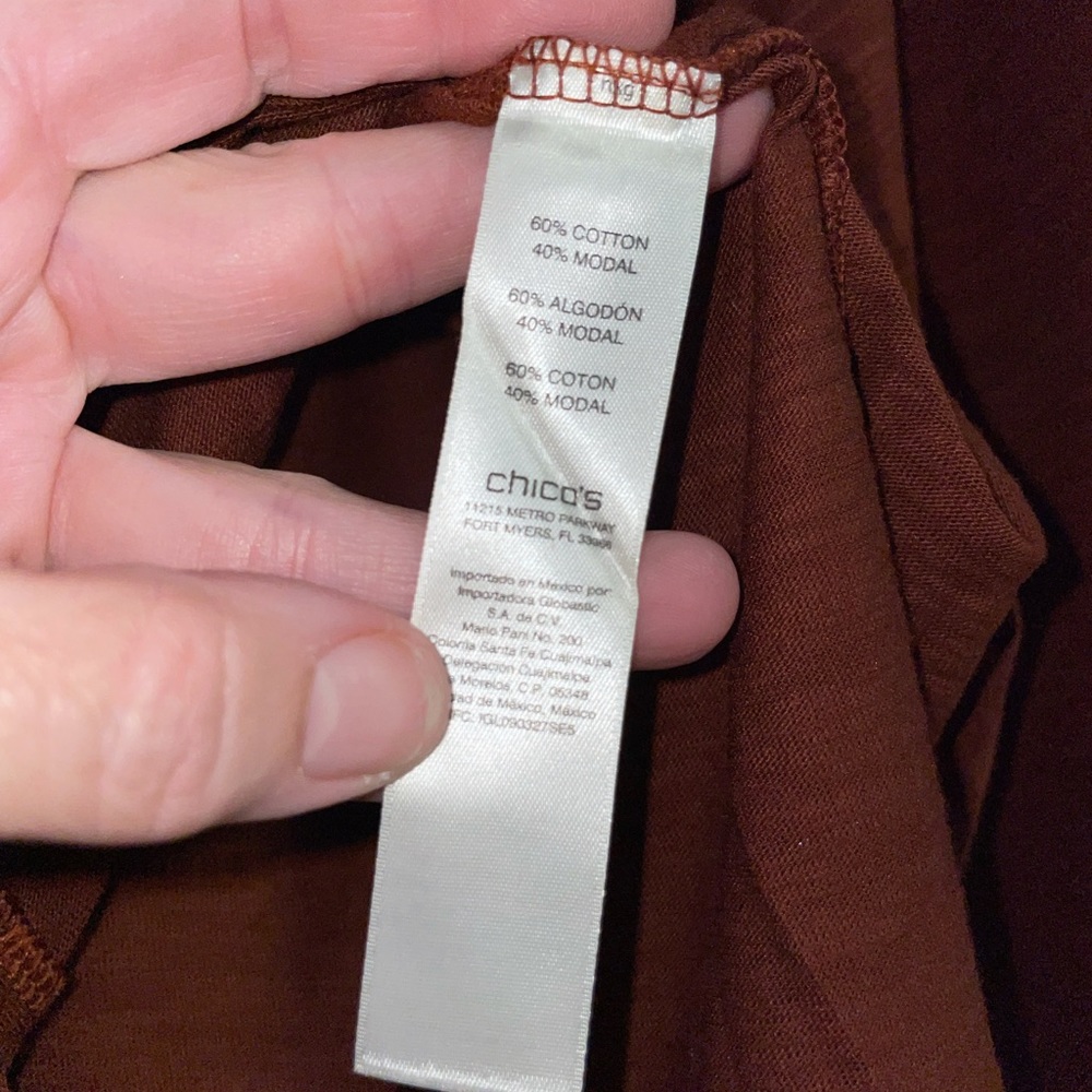 Small Top. MUST BE BUNDLED - Picture 4 of 7